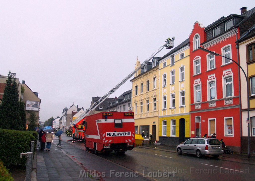 Feuer Koeln Dellbrueck Bergisch Gladbacherstr P44.JPG